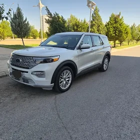 Ford Explorer 2021