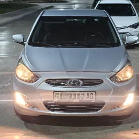 Hyundai Accent 2011