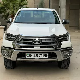 Toyota Hilux 2025