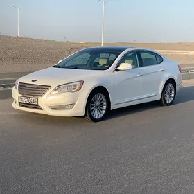 Kia Cadenza 2013