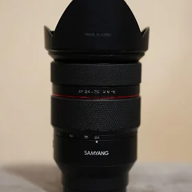 SAMYANG 24–70mm