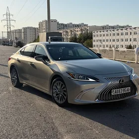 Lexus ES 350 2019