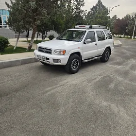 Nissan Pathfinder 2005