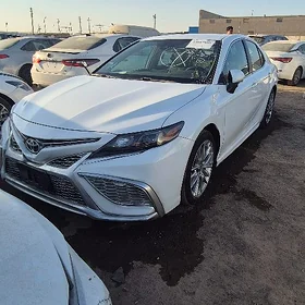 Toyota Camry 2022