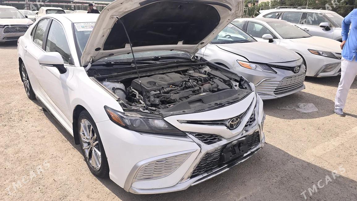 Toyota Camry 2022 - 1