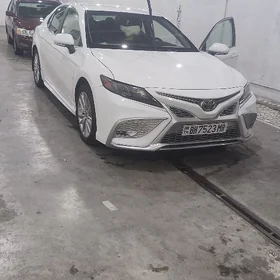 Toyota Camry 2023