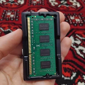 Kingston  8 RAM DDR3