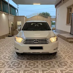 Toyota Highlander 2010