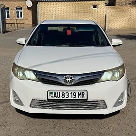 Toyota Camry 2012