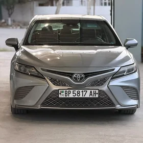Toyota Camry 2018