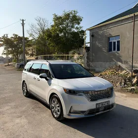 Kia Carnival 2023