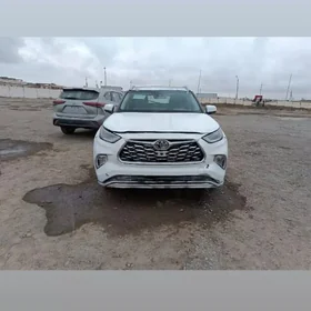 Toyota Highlander 2022