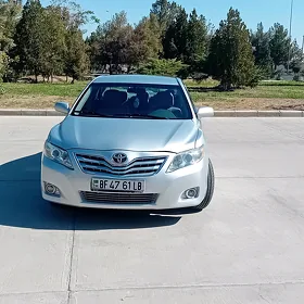 Toyota Camry 2010
