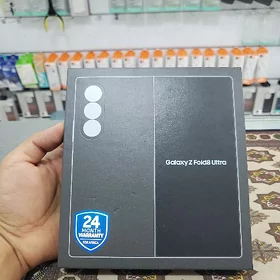 Fold 8 ultra 12/256 "paket"