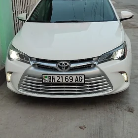 Toyota Camry 2016