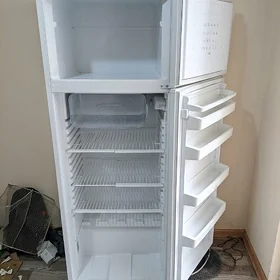 Holodilnik "Philco"