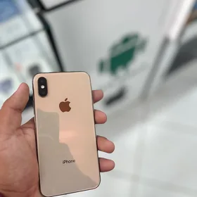 iPhone XS