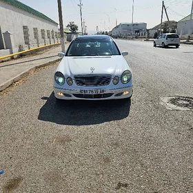 Mercedes-Benz E320 2003