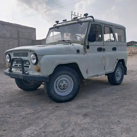 UAZ 469 1999
