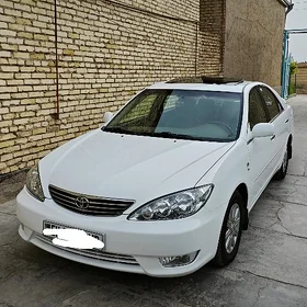 Toyota Camry 2005