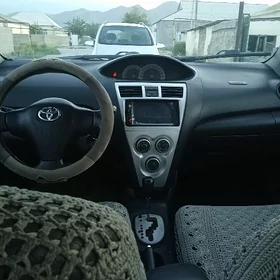 Toyota Yaris 2006