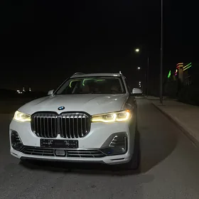 BMW X7 2022