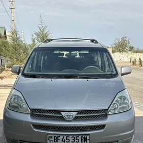 Toyota Sienna 2004