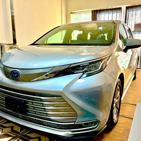 Toyota Sienna 2021