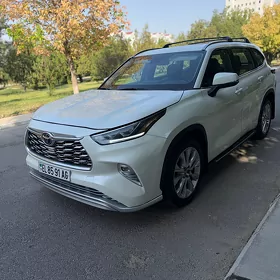 Toyota Highlander 2020
