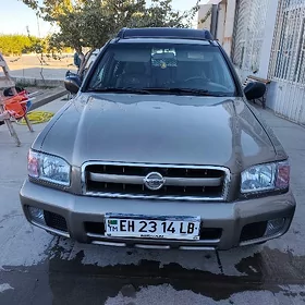 Nissan Pathfinder 2003
