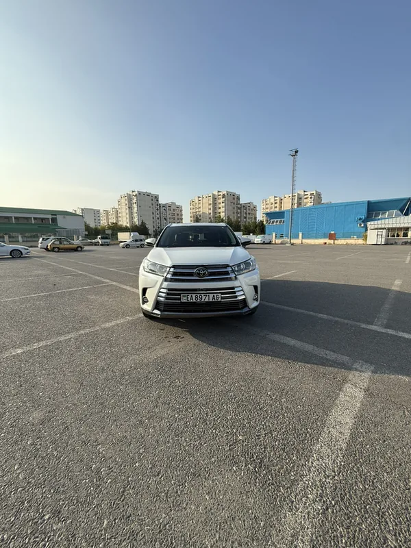 Toyota Highlander 2018 - 1