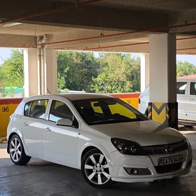 Opel Astra 2004