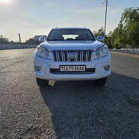 Toyota Land Cruiser Prado 2010