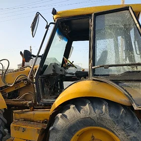 JCB 4CX ECO 2011