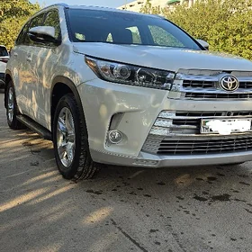 Toyota Highlander 2018