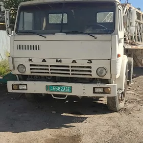 Kamaz Shalanda 1990