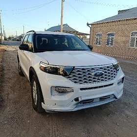Ford Explorer 2021