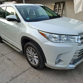 Toyota Highlander 2018
