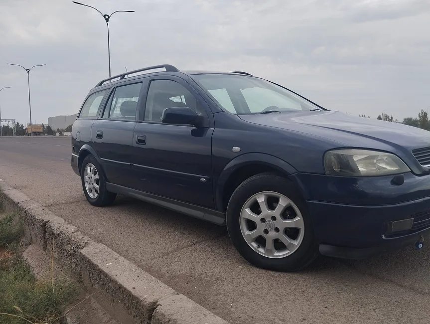 Opel Astra 2003 - 1