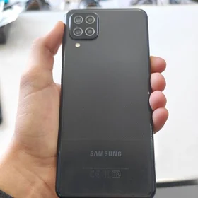 Samsung A12