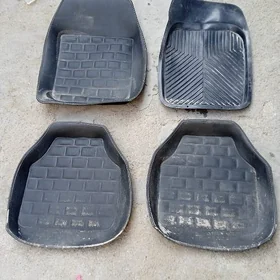 kowrik karolla