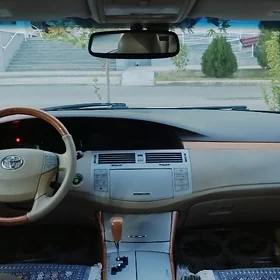 Toyota Avalon 2005