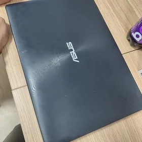 noutbuk asus
