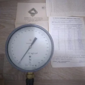 Manometr gaz ucin 250/