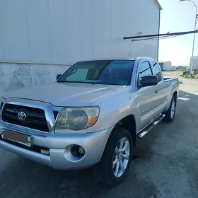 Toyota Tacoma 2010