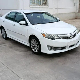 Toyota Camry 2013
