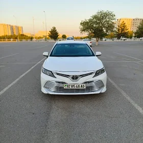 Toyota Camry 2018