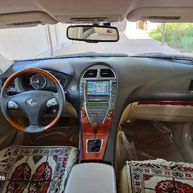 Lexus ES 350 2011