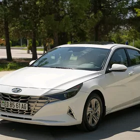 Hyundai Elantra 2021