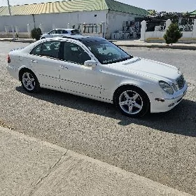 Mercedes-Benz E320 2003